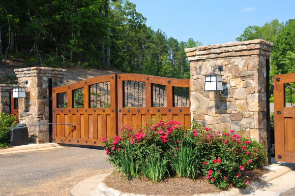 Lexington Driveway Gate Service